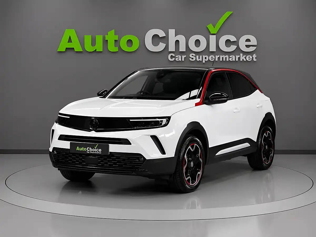Used 2022 Vauxhall Mokka Electric Sri Premium White - Interior and Exterior details 3