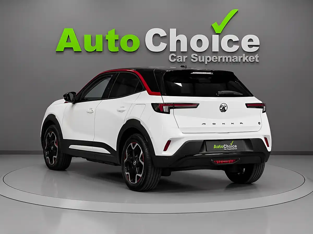 Used 2022 Vauxhall Mokka Electric Sri Premium White - Interior and Exterior details 5