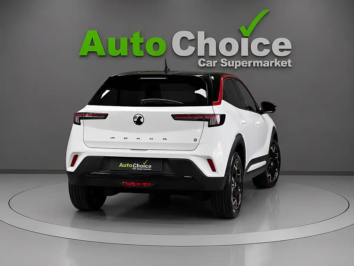 Used 2022 Vauxhall Mokka Electric Sri Premium White - Interior and Exterior details 7