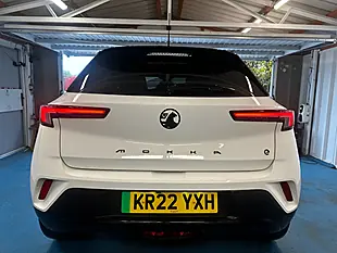 Used 2022 Vauxhall Mokka Electric Sri Premium White - Interior and Exterior details 13