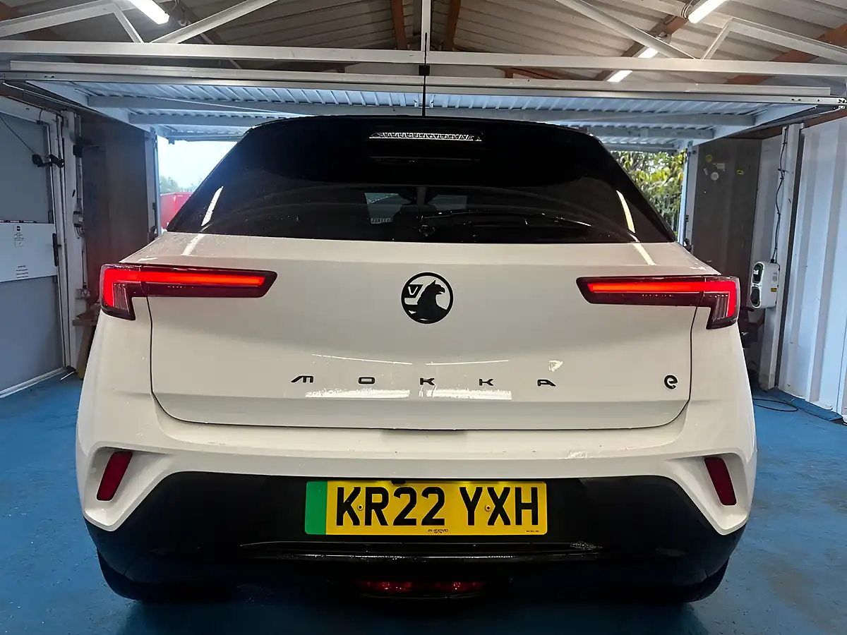 Used 2022 Vauxhall Mokka Electric Sri Premium White - Interior and Exterior details 13