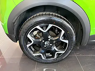 Used 2022 Vauxhall Mokka Electric Ultimate Green - Interior and Exterior details 3