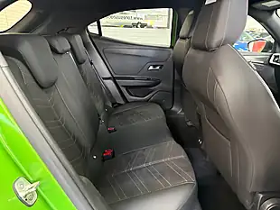 Used 2022 Vauxhall Mokka Electric Ultimate Green - Interior and Exterior details 5