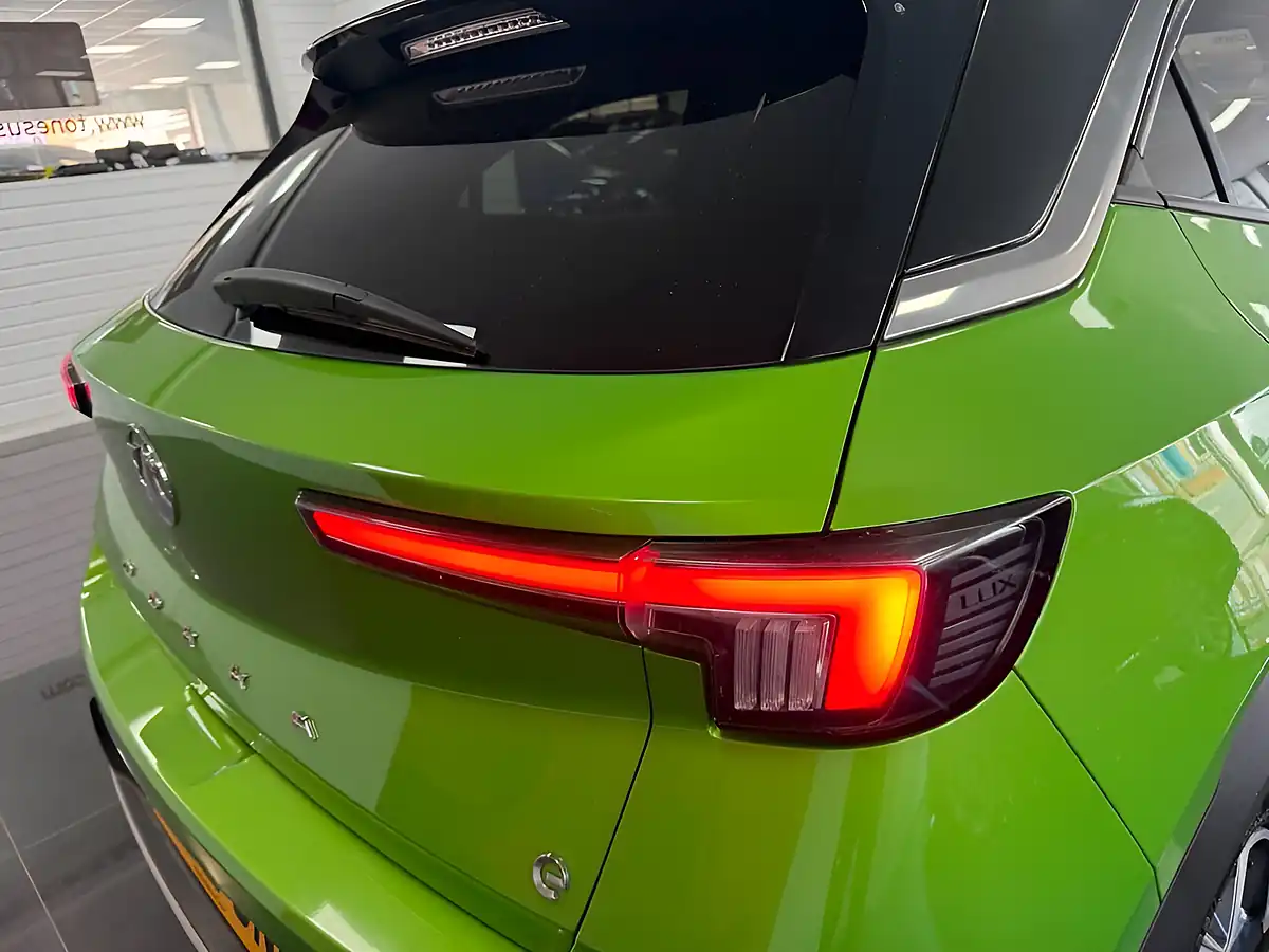 Used 2022 Vauxhall Mokka Electric Ultimate Green - Interior and Exterior details 7