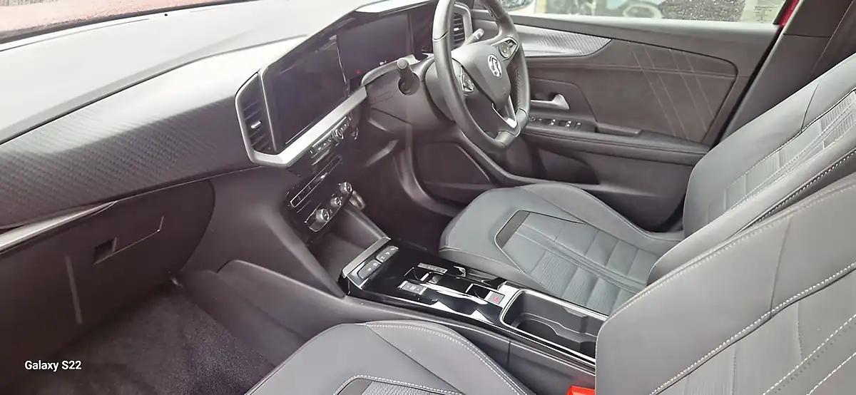 Used 2022 Vauxhall Mokka Electric Ultimate Red - Interior and Exterior details 19