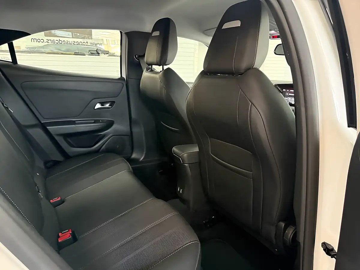 Used 2022 Vauxhall Mokka Elite Edition White - Interior and Exterior details 4