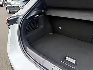 Used 2022 Vauxhall Mokka Elite Edition White - Interior and Exterior details 10