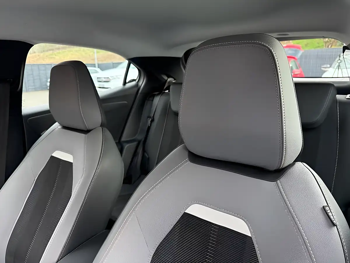 Used 2022 Vauxhall Mokka Elite Edition White - Interior and Exterior details 19