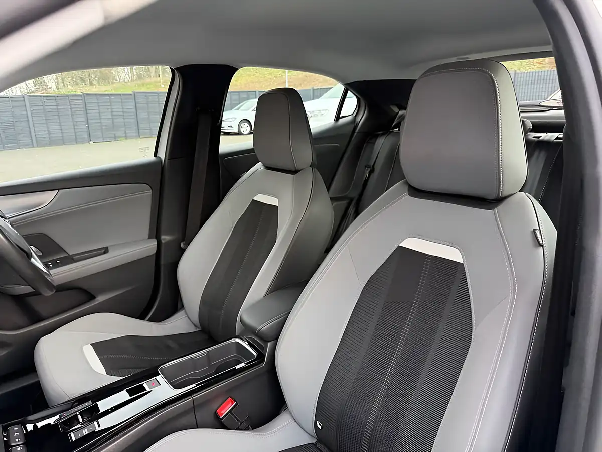 Used 2022 Vauxhall Mokka Elite Edition White - Interior and Exterior details 20