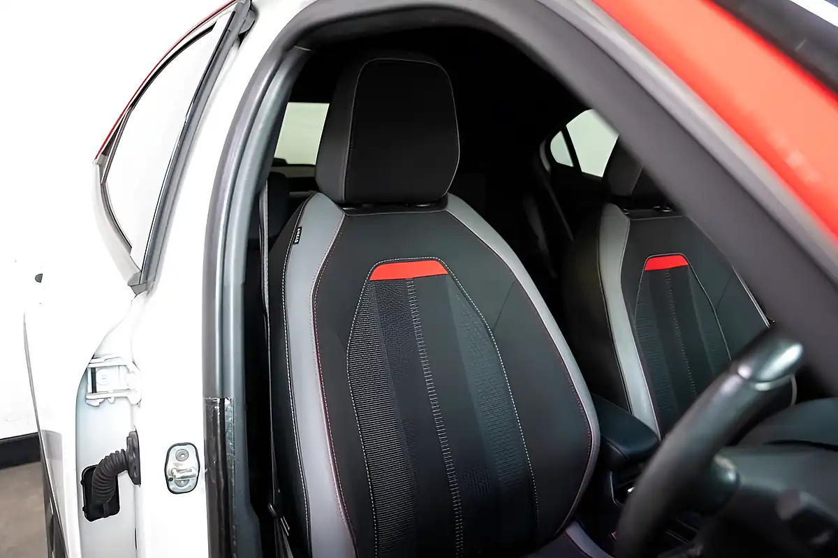 Used 2022 Vauxhall Mokka Gs Line White - Interior and Exterior details 4
