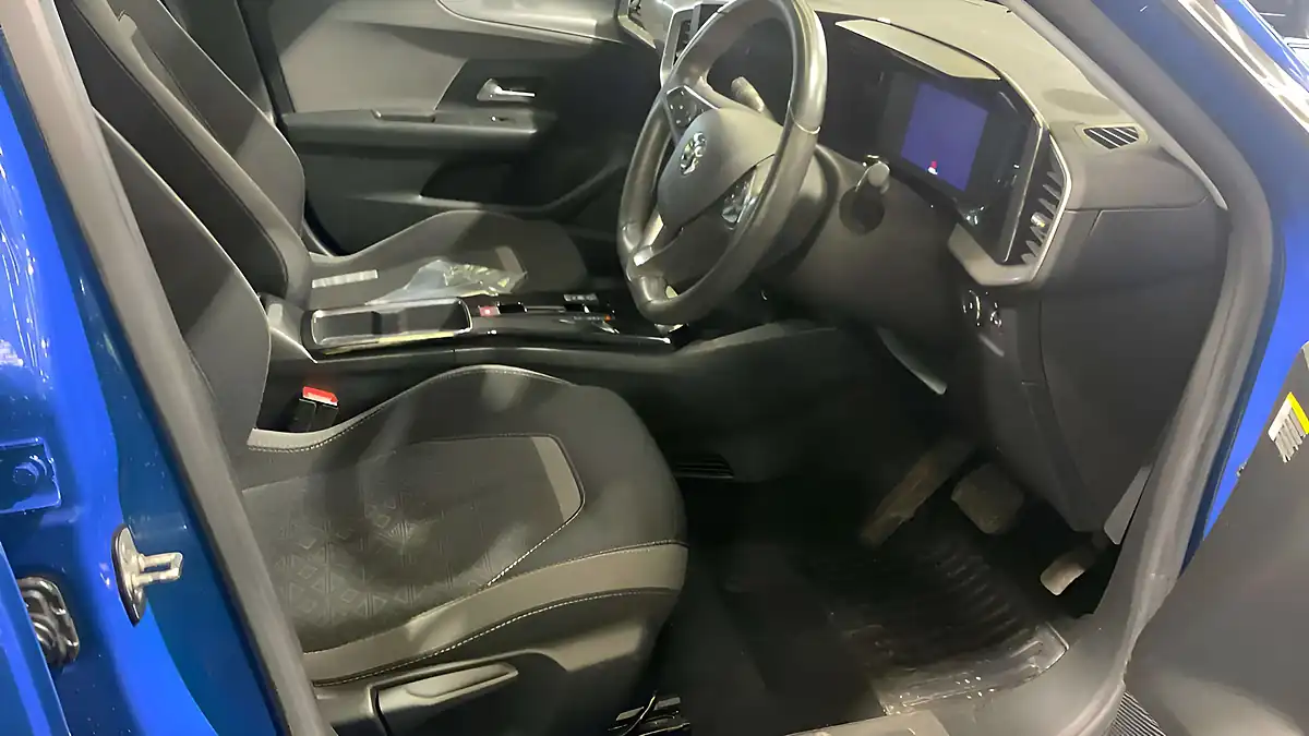 Used 2022 Vauxhall Mokka Se Premium Blue - Interior and Exterior details 8