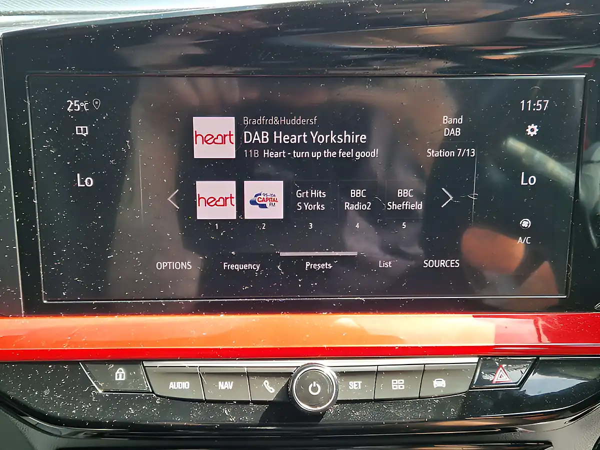 Used 2022 Vauxhall Mokka Sri Premium Red - Interior and Exterior details 20