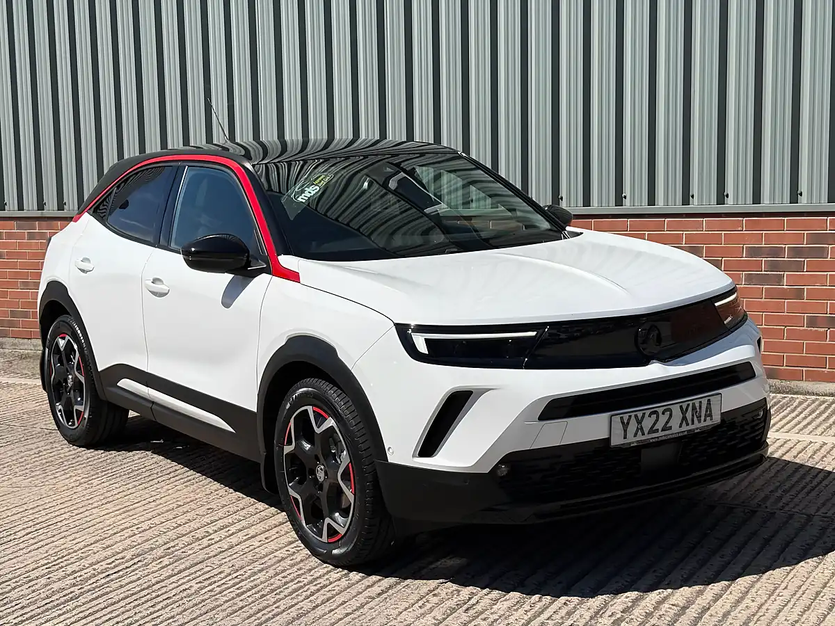 Used 2022 Vauxhall Mokka Sri Premium White - Interior and Exterior details 8