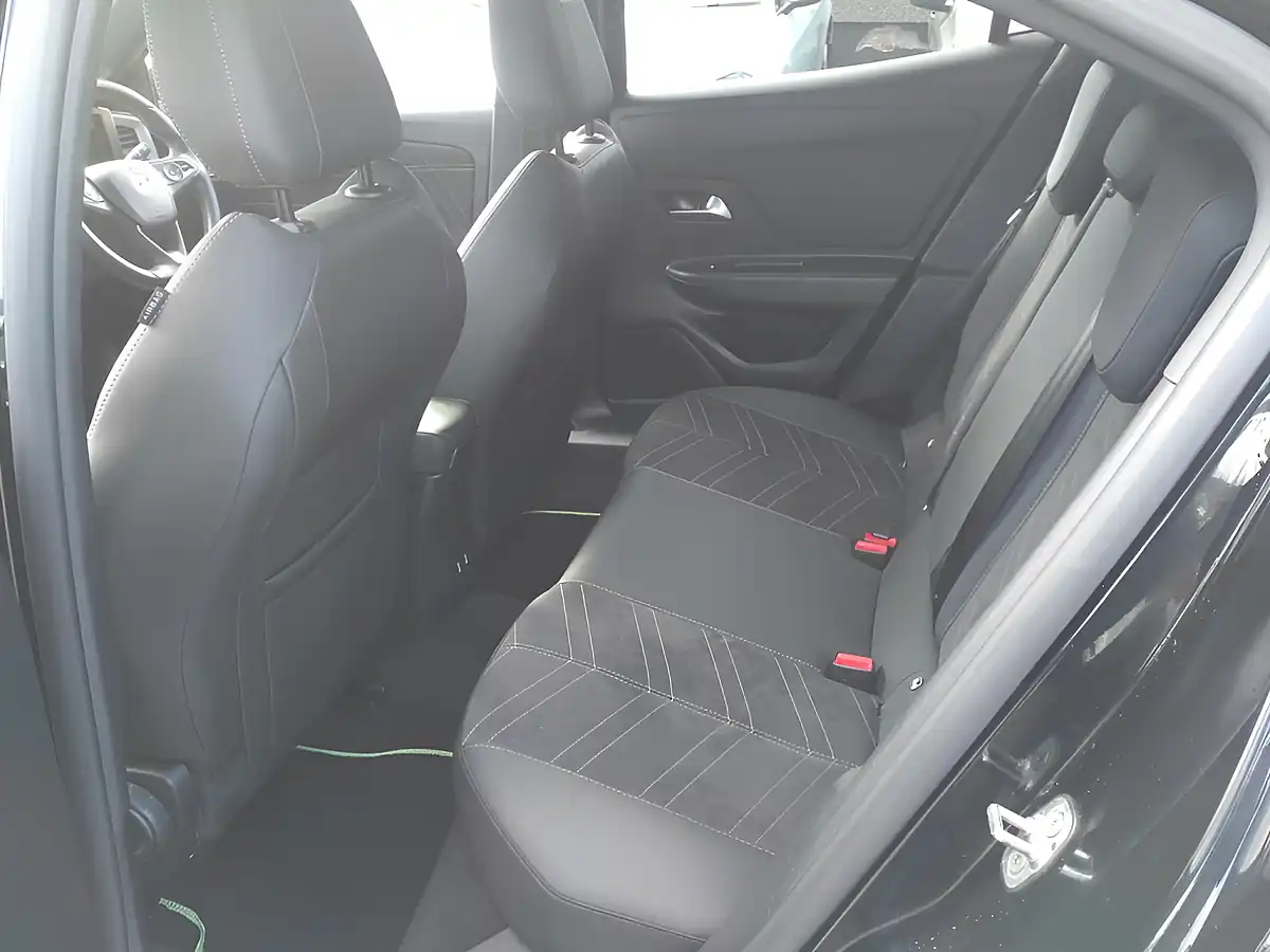 Used 2022 Vauxhall Mokka Ultimate Black - Interior and Exterior details 13