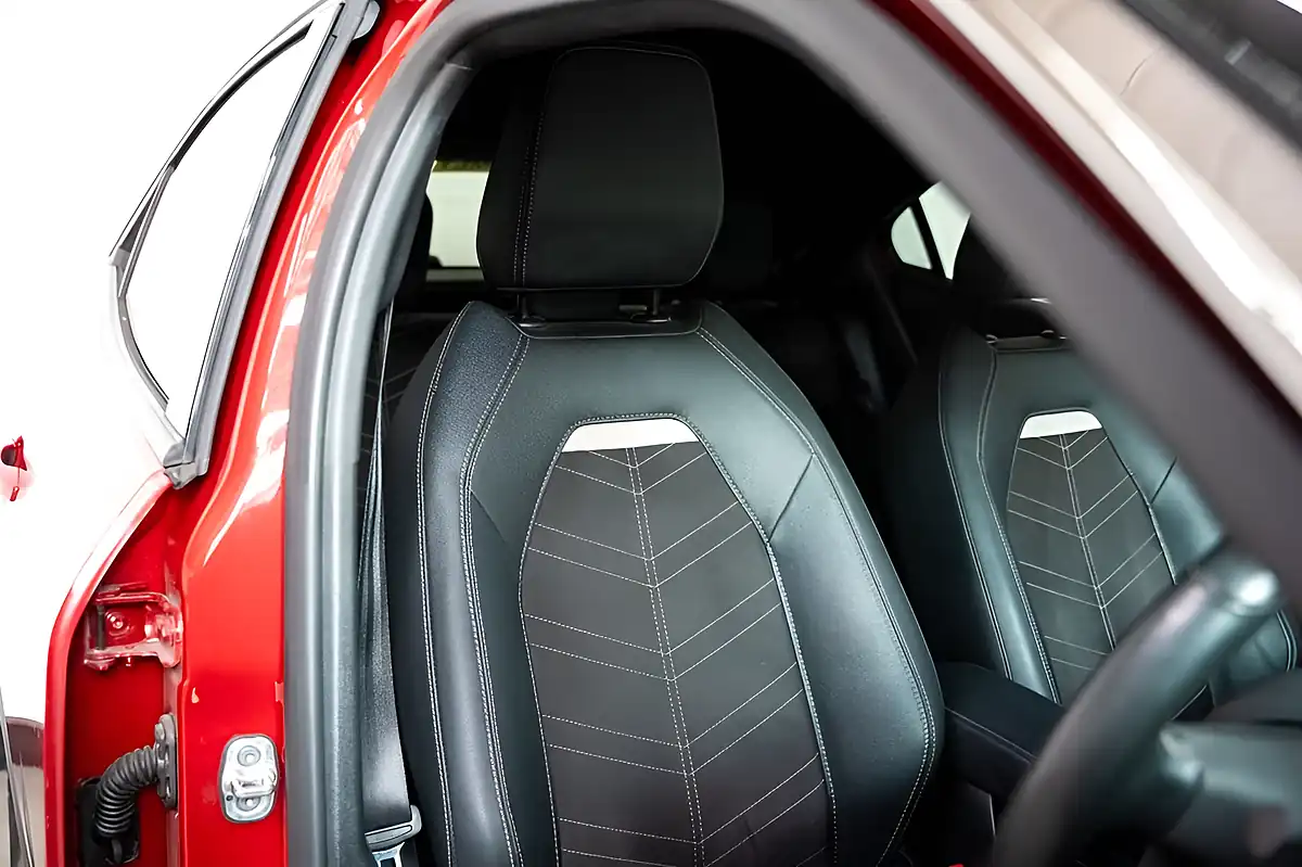 Used 2022 Vauxhall Mokka Ultimate Cosmic Red - Interior and Exterior details 4