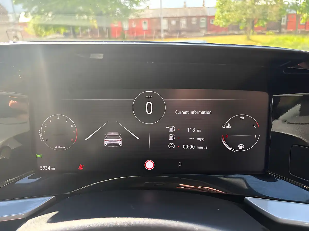 Used 2022 Vauxhall Mokka Ultimate Red - Interior and Exterior details 13