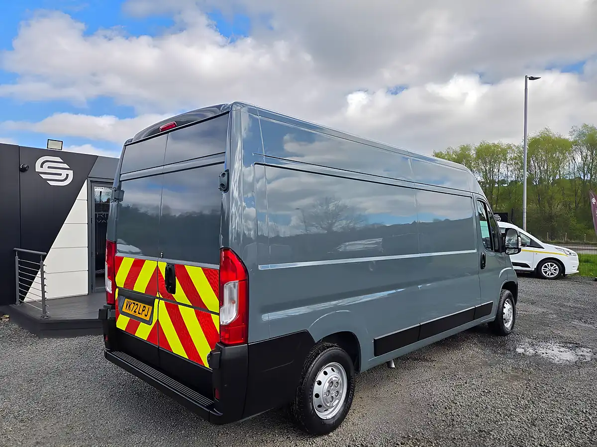 Used 2022 Vauxhall Movano 3500 Biturbo Edition L3 H2 Grey - Interior and Exterior details 5