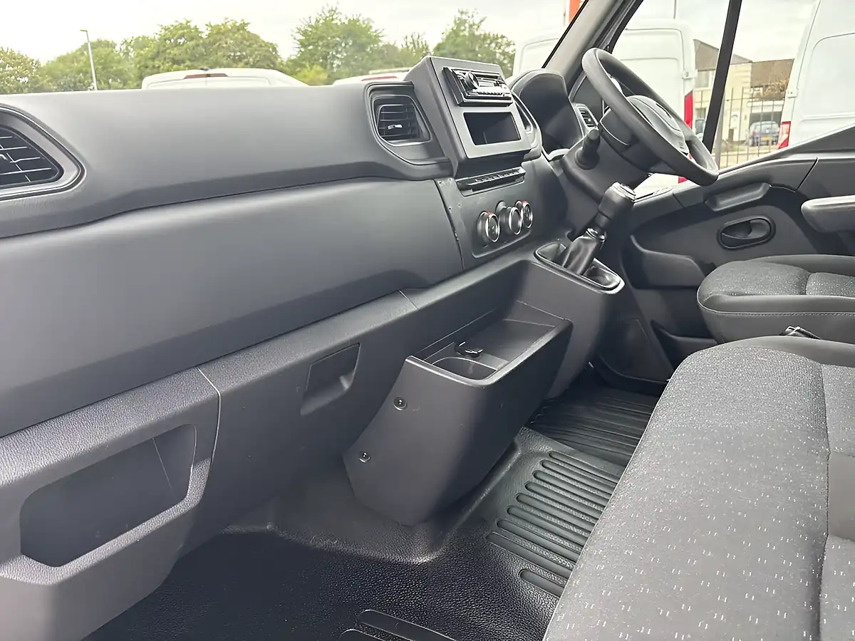 Used 2022 Vauxhall Movano 3500 Edition Panel Van White - Interior and Exterior details 18