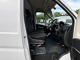 Used 2022 Vauxhall Movano Dynamic L2 H2 Mwb Medium Roof White - Interior and Exterior details 16