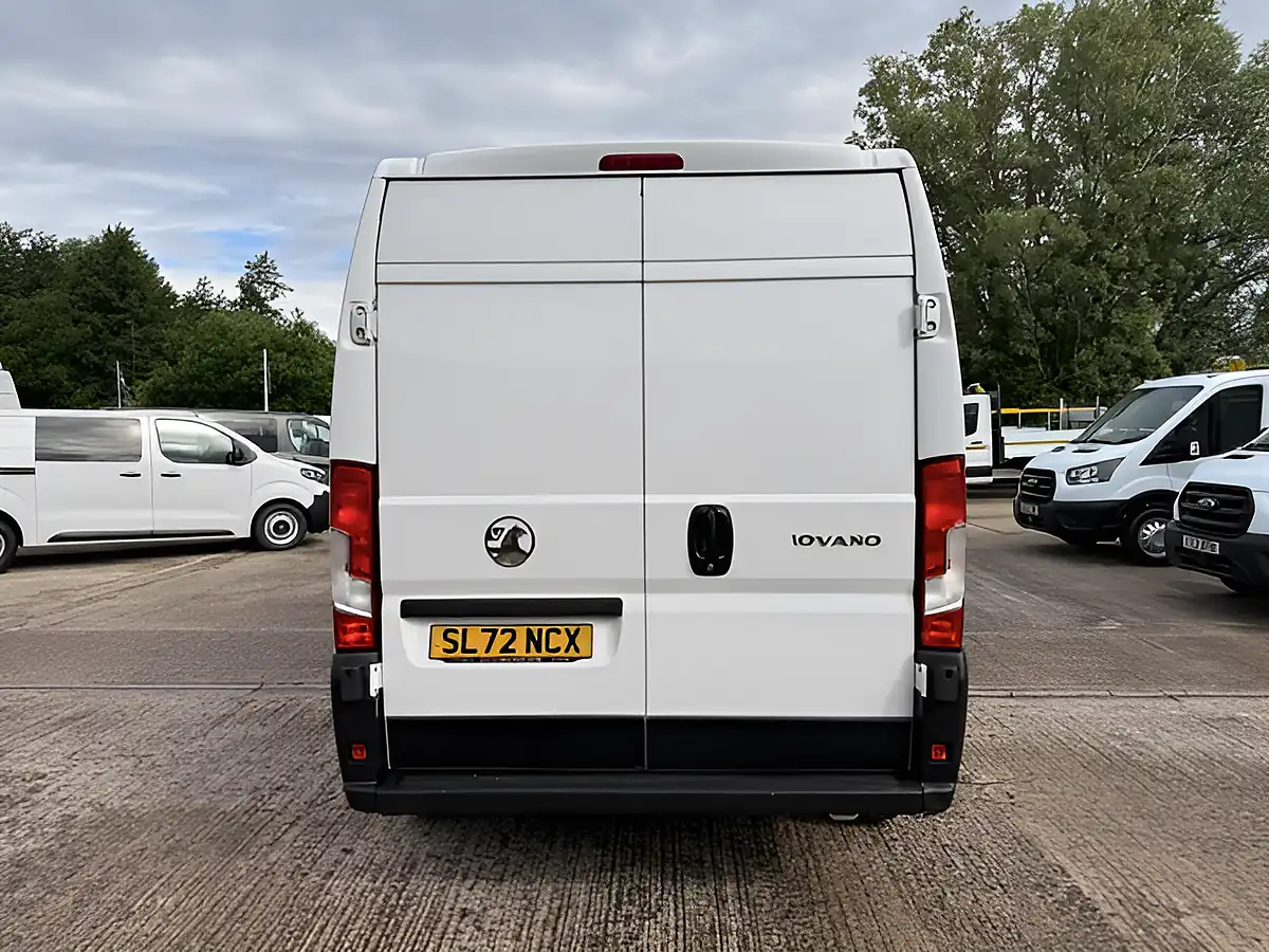 Used 2022 Vauxhall Movano Dynamic L2 H2 Mwb Medium Roof White - Interior and Exterior details 4