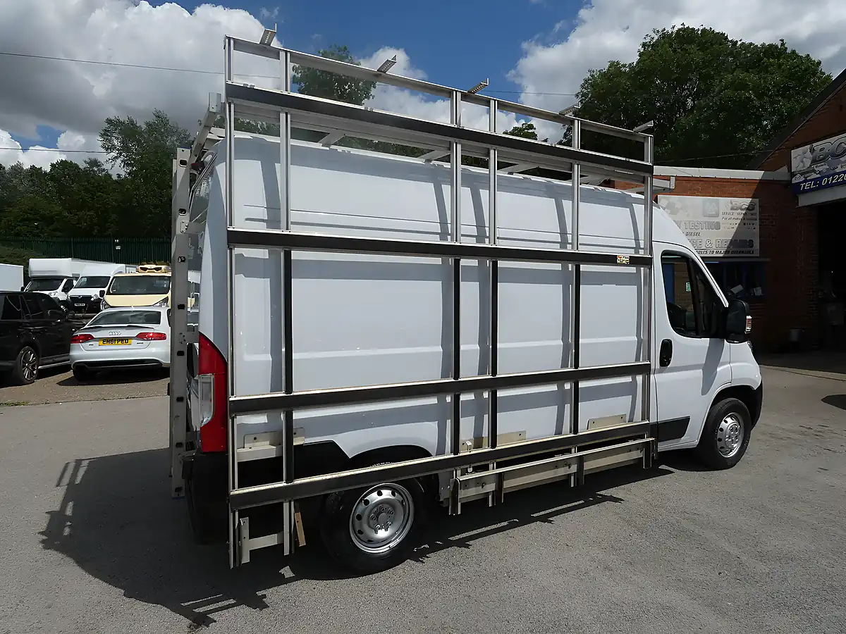 Used 2022 Vauxhall Movano Dynamic L2H2 Mwb Glass Carrier White - Interior and Exterior details 14