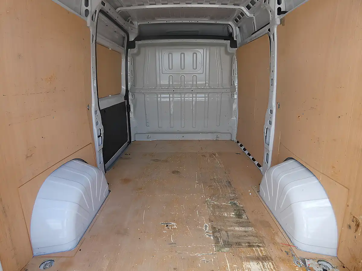 Used 2022 Vauxhall Movano Dynamic L2H2 Mwb Glass Carrier White - Interior and Exterior details 3