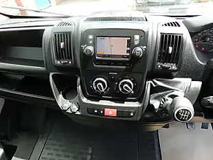 Used 2022 Vauxhall Movano Dynamic L2H2 Mwb Glass Carrier White - Interior and Exterior details 8