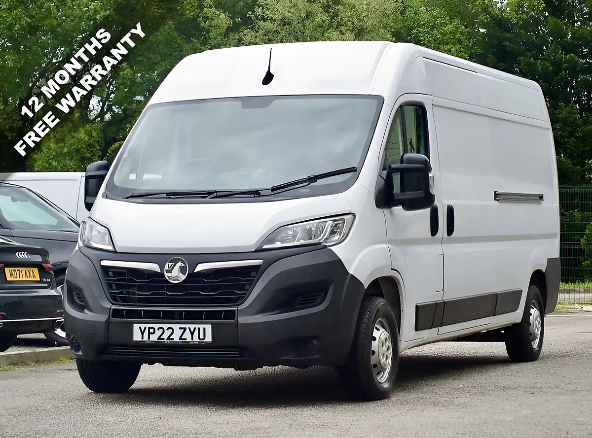 Used 2022 Vauxhall Movano Dynamic White - Front View