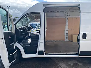 Used 2022 Vauxhall Movano Dynamic White - Interior and Exterior details 13