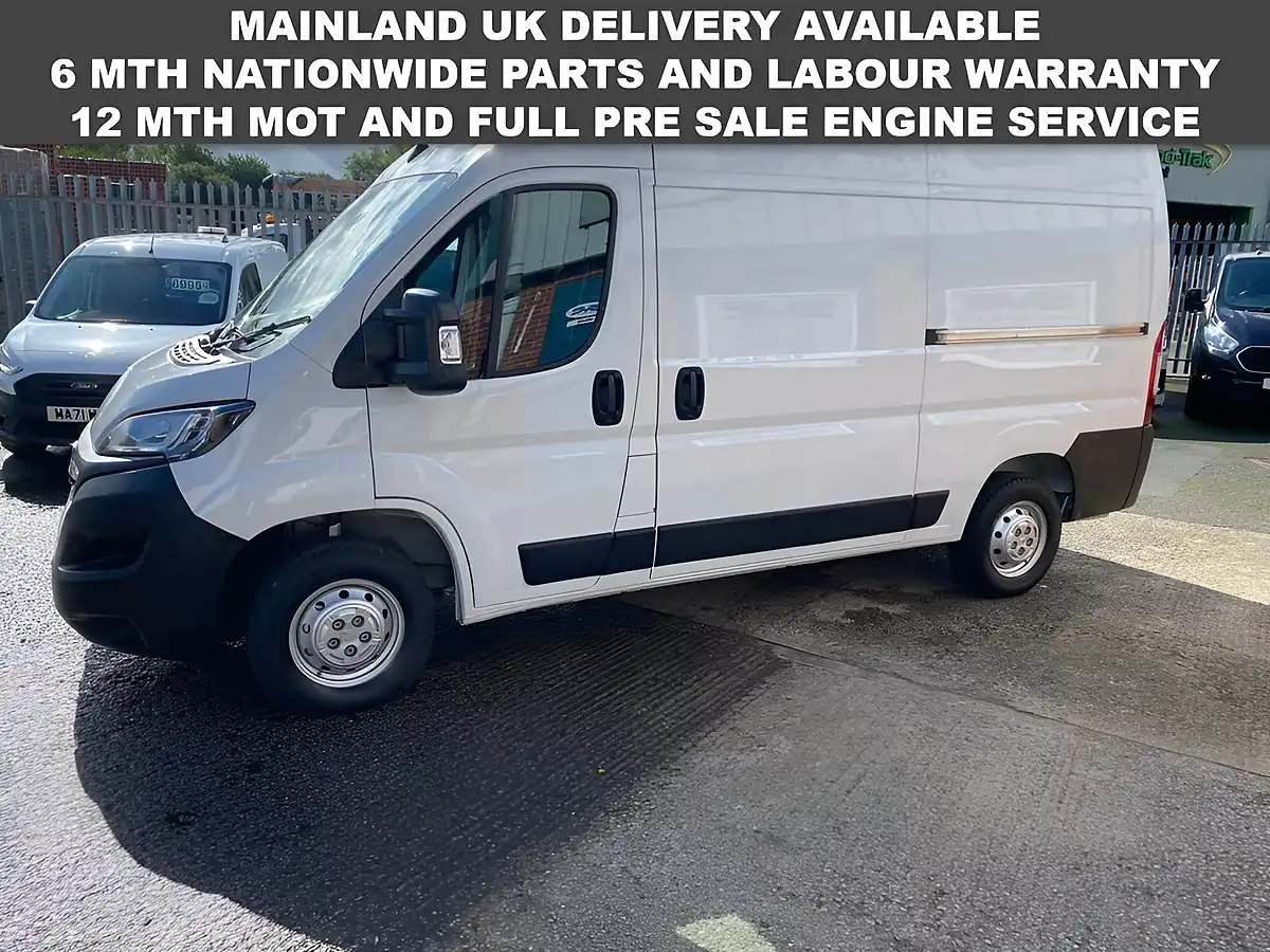 Used 2022 Vauxhall Movano Dynamic White - Interior and Exterior details 5
