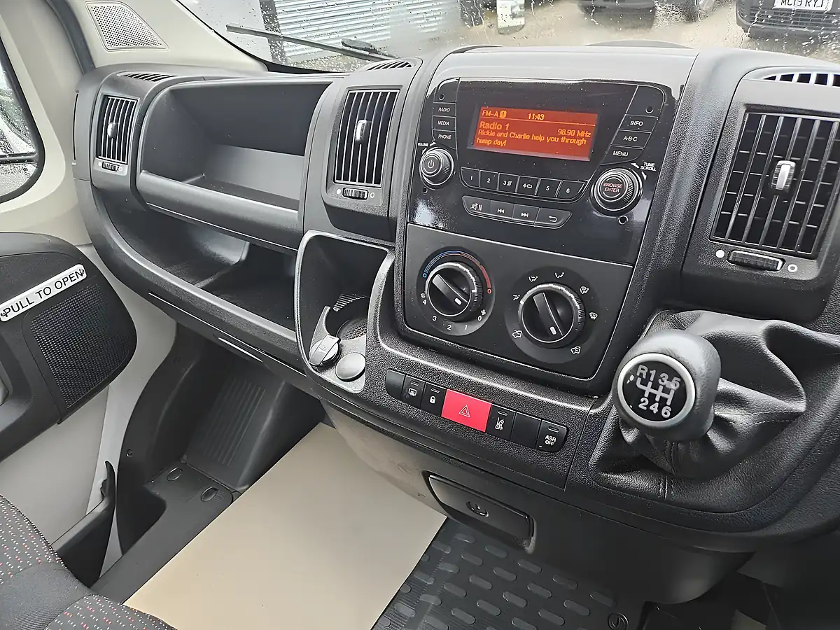 Used 2022 Vauxhall Movano Edition L3H2 Grey - Interior and Exterior details 11