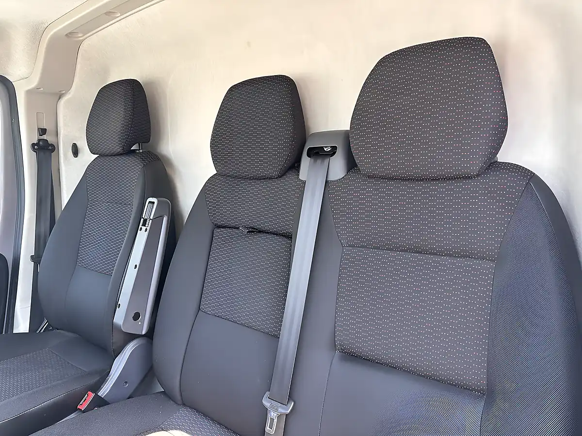 Used 2022 Vauxhall Movano Edition L3H2 Grey - Interior and Exterior details 12