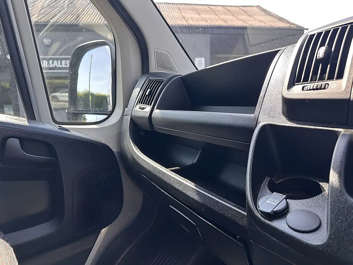 Used 2022 Vauxhall Movano Edition L3H2 Grey - Interior and Exterior details 16