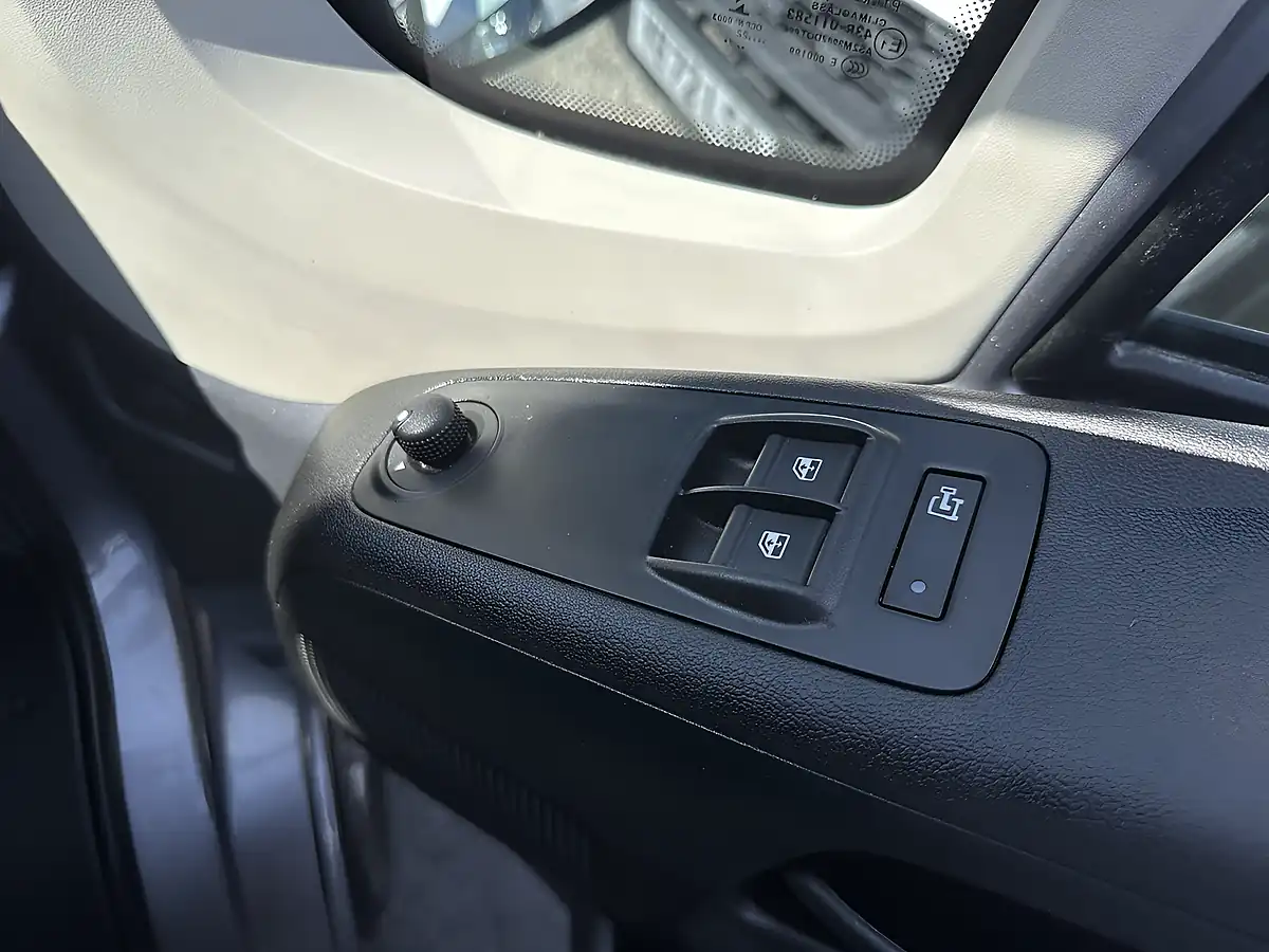 Used 2022 Vauxhall Movano Edition L3H2 Grey - Interior and Exterior details 19