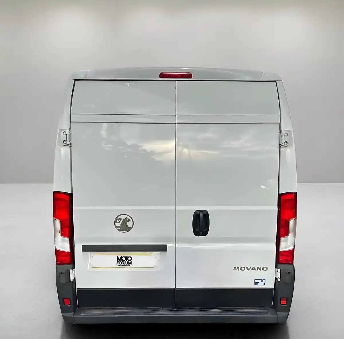 Used 2022 Vauxhall Movano Edition White - Interior and Exterior details 15