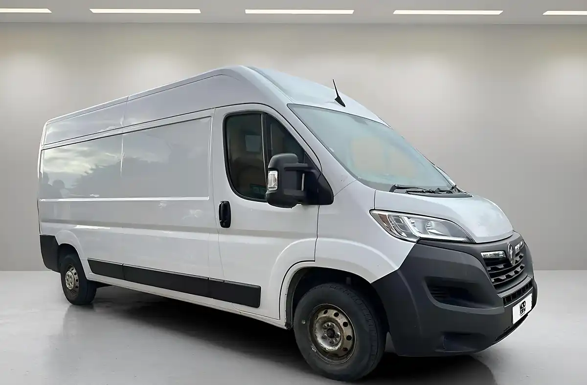 Used 2022 Vauxhall Movano Edition White - Interior and Exterior details 2