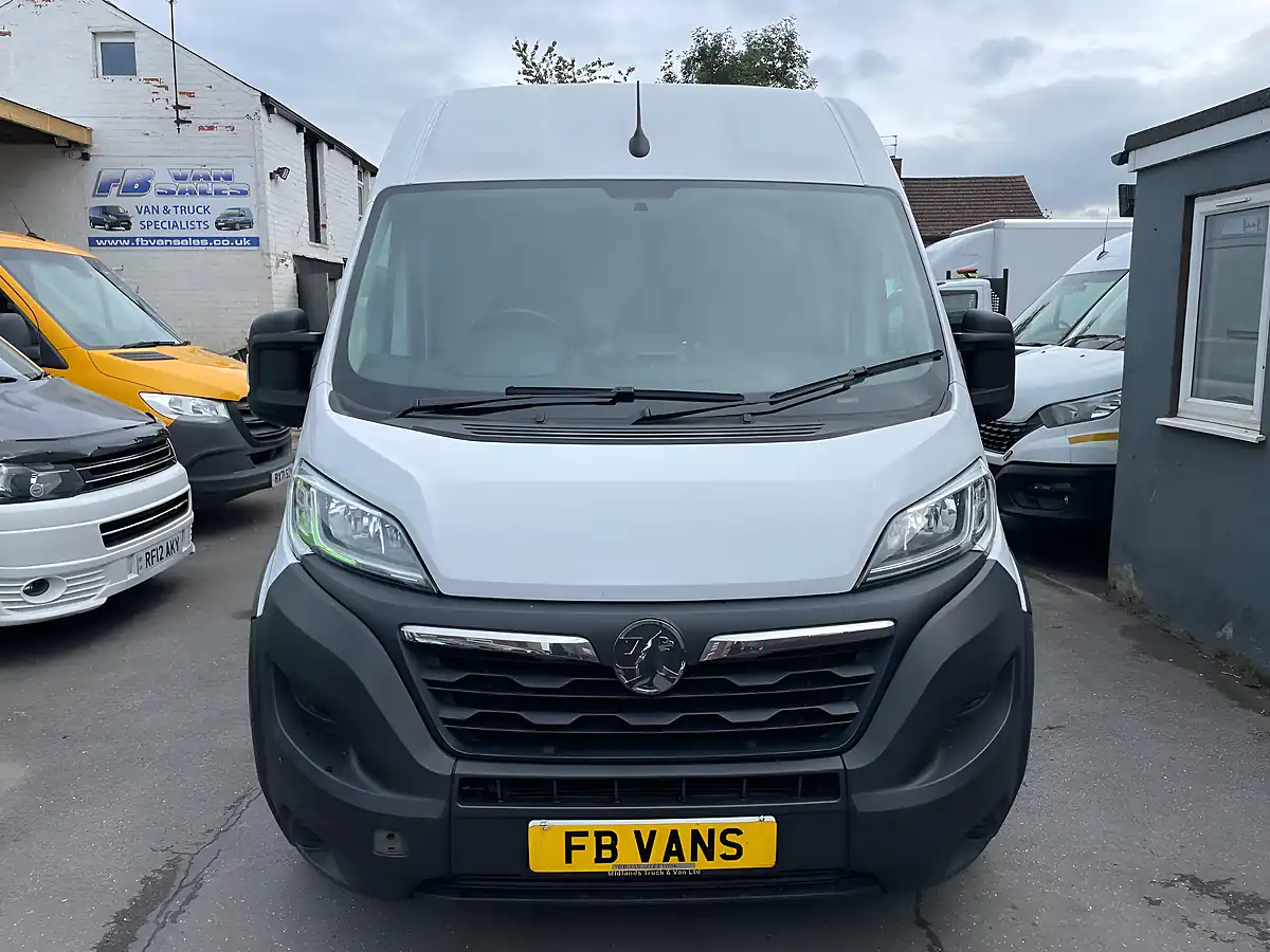 Used 2022 Vauxhall Movano F3500 Dynamic L4H2 Xlwb White - Interior and Exterior details 2