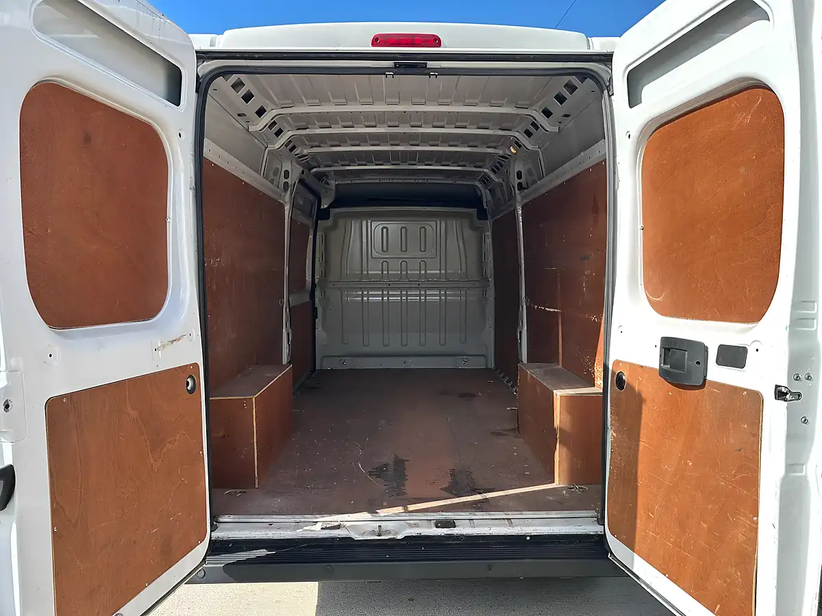 Used 2022 Vauxhall Movano - Interior and Exterior details 12