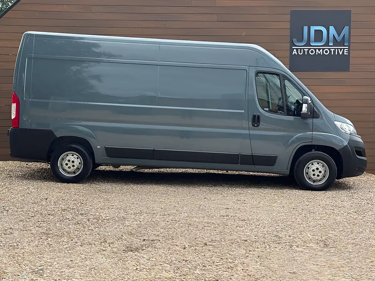 Used 2022 Vauxhall Movano L3H2 F3500 Edition Grey - Interior and Exterior details 2