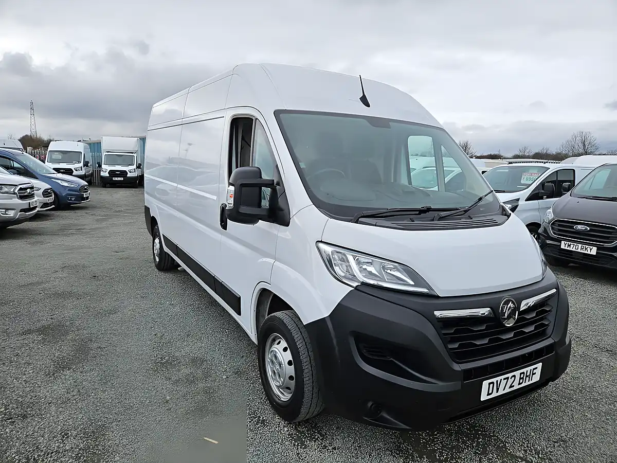 Used 2022 Vauxhall Movano L3H2 F3500 Lwb White - Front View