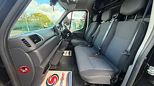 Used 2022 Vauxhall Movano Low Loader Luton Black - Interior and Exterior details 16