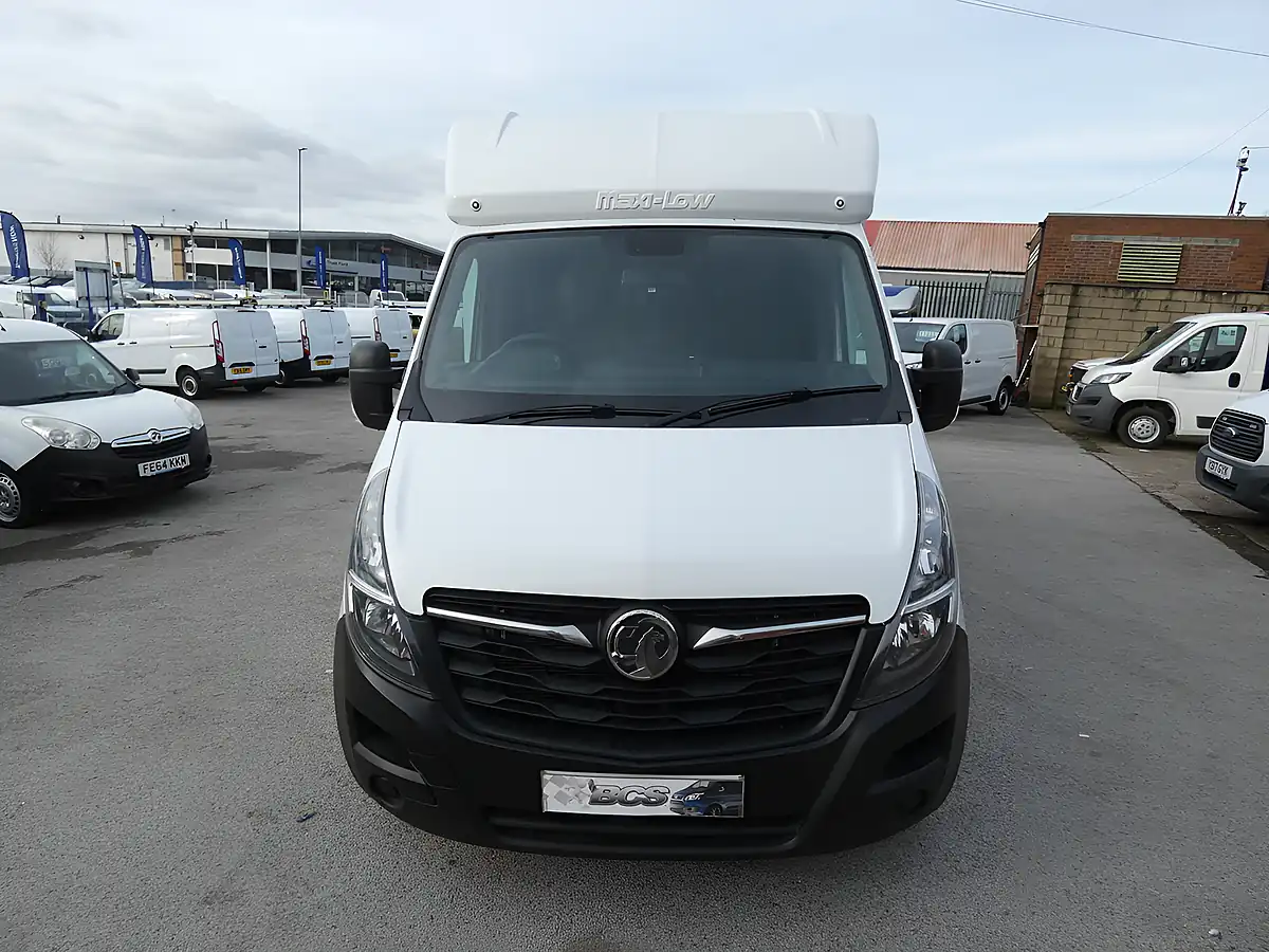 Used 2022 Vauxhall Movano Platform Cab Low Loader White - Interior and Exterior details 12