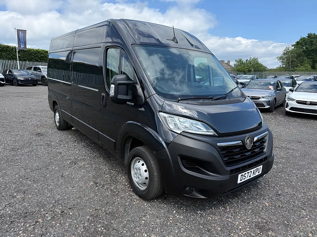Used 2022 Vauxhall Movano Prime Black - Front View