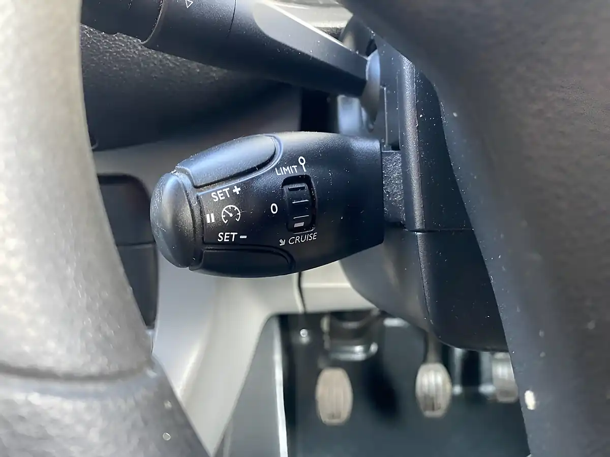 Used 2022 Vauxhall Vivaro Dynamic Grey - Interior and Exterior details 12