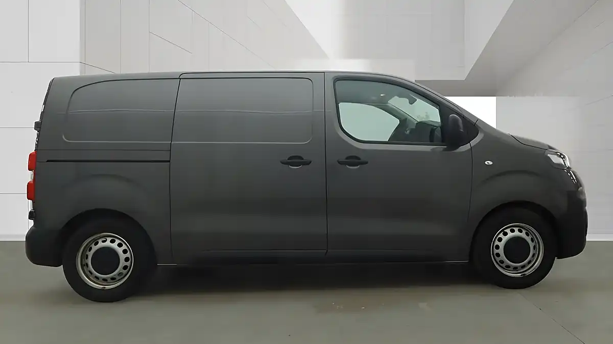 Used 2022 Vauxhall Vivaro Dynamic Grey - Interior and Exterior details 6