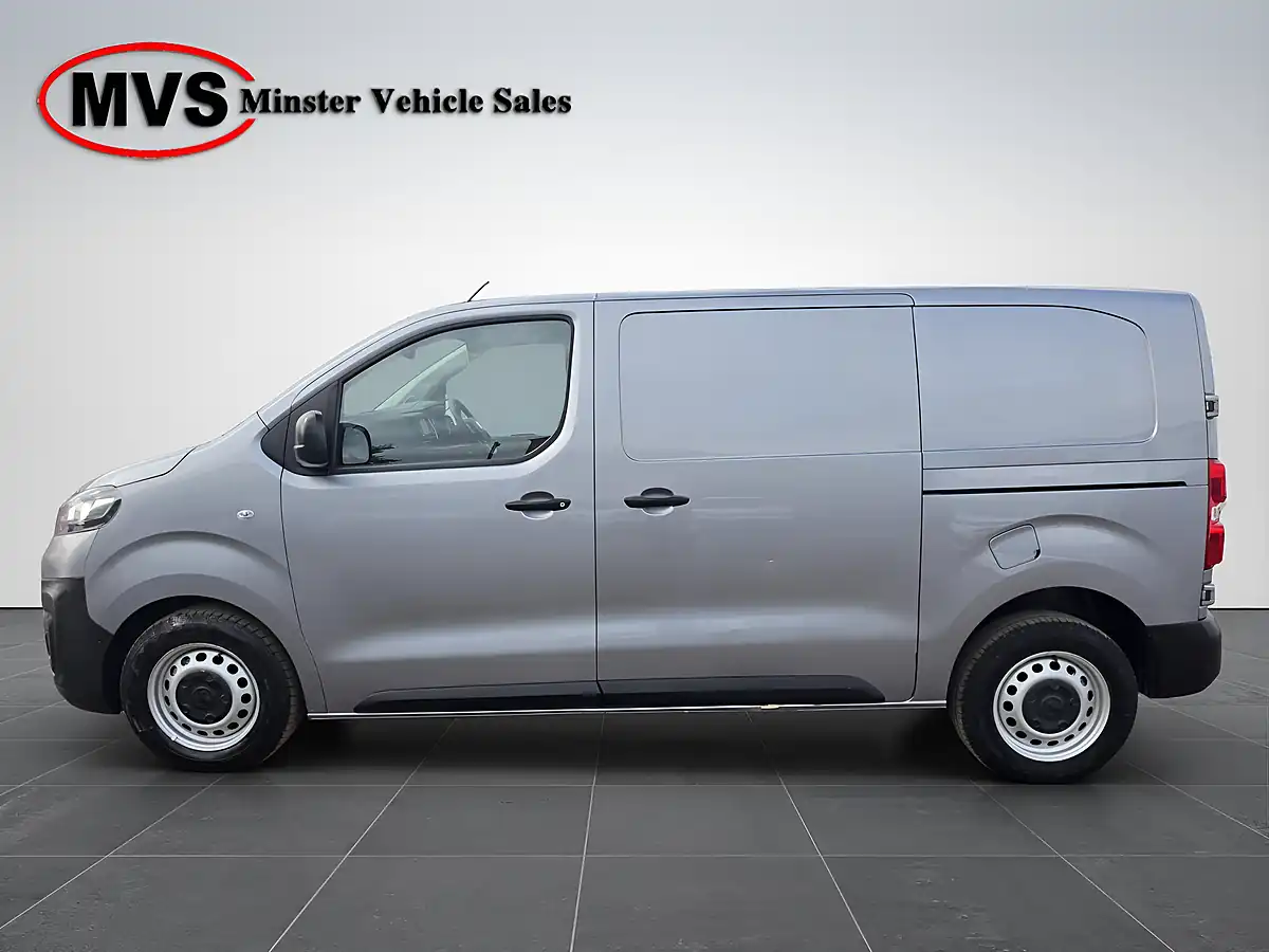 Used 2022 Vauxhall Vivaro Dynamic Grey - Interior and Exterior details 4