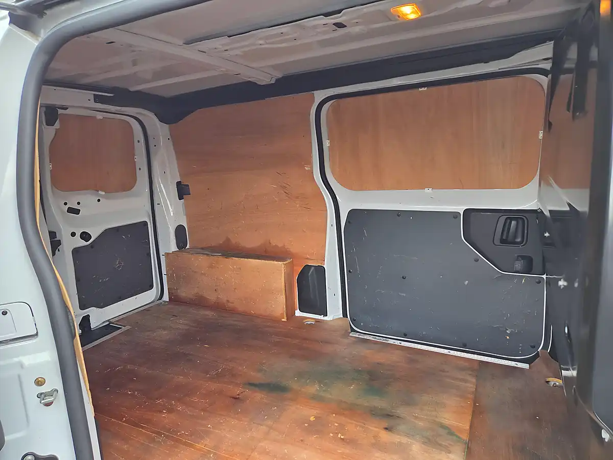 Used 2022 Vauxhall Vivaro Dynamic L1 H1 White - Interior and Exterior details 5