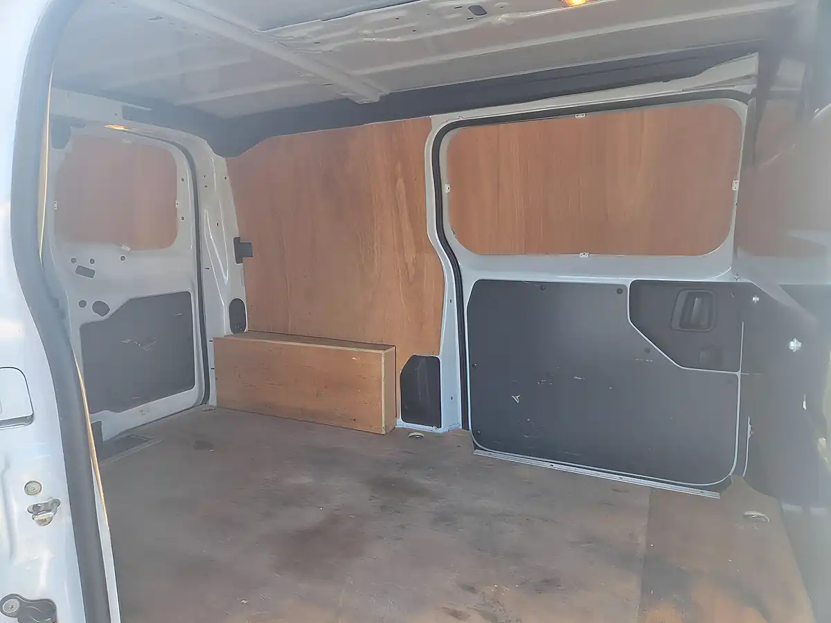 Used 2022 Vauxhall Vivaro Dynamic L1 H1 White - Interior and Exterior details 5