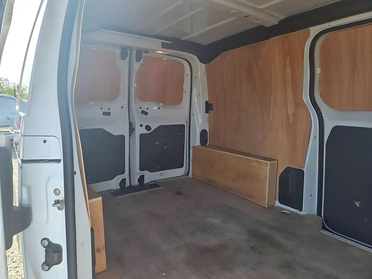 Used 2022 Vauxhall Vivaro Dynamic L1 H1 White - Interior and Exterior details 6