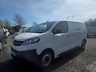 Used 2022 Vauxhall Vivaro Dynamic L1 H1 White - Interior and Exterior details 9